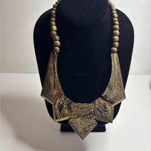 Elegant Brown Geometric Necklace